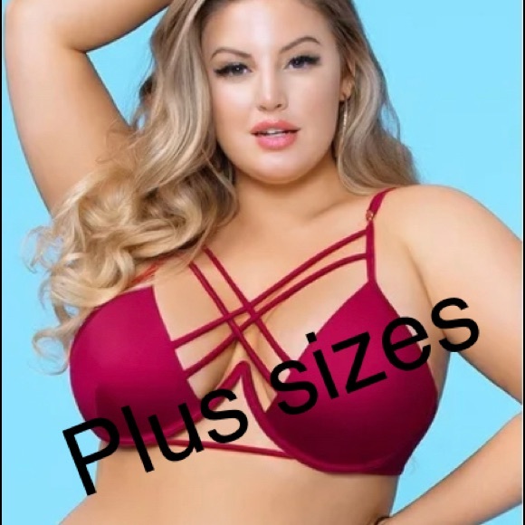 Check out my closet for plus size clothes 🥰 - Picture 1 of 1